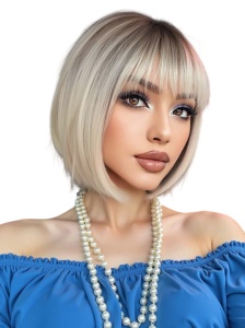 Peruca pentru femei, tunsoare par scurt bob, cu breton, lungime 25.4 cm, culoarea blond auriu cu radacini inchise