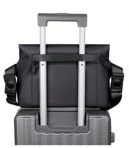 Geanta de umar barbati tip crossbody, multifunctionala, ideala pentru utilizare zilnica, 33 x 8 x 24 cm, culoarea negru - Img 5