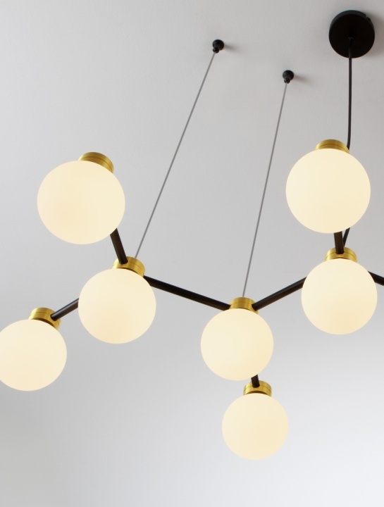Corp de iluminat suspendat Ovalino Opal / Negru / Auriu 107 x 47 x 157 cm - Img 5