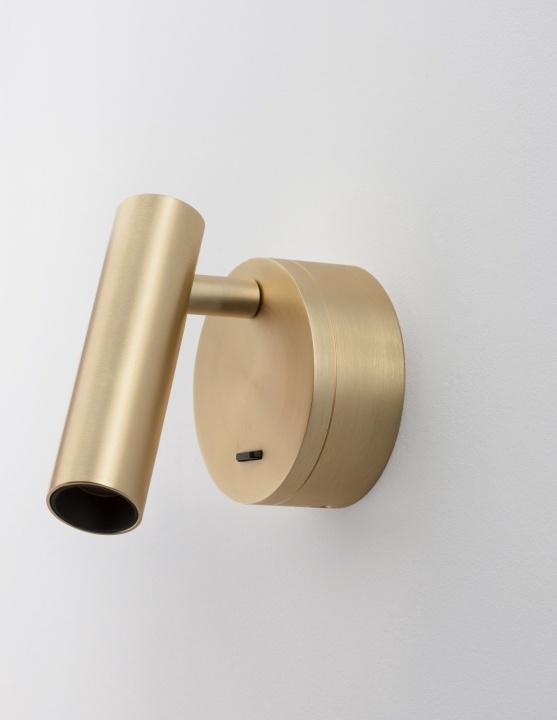 Aplica perete pentru pat Clip Satin Brass 8 x 3,4 x 11 cm - Img 4
