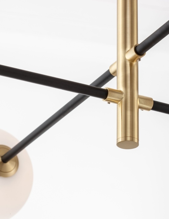 Corp de iluminat suspendat Vitra Opal / Negru / Auriu 103 x 75 x 136 cm - Img 4