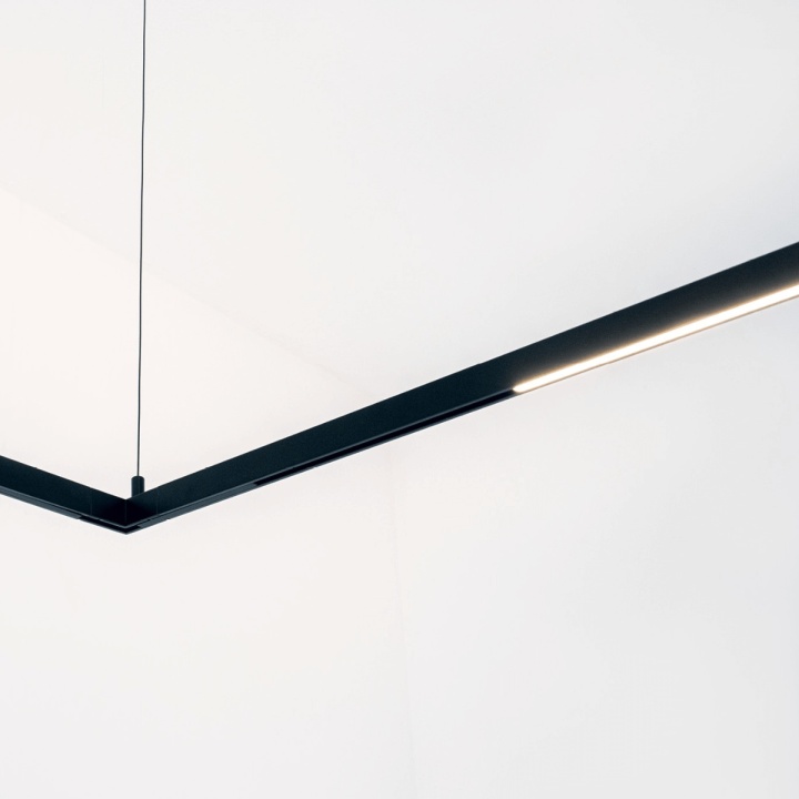 Proiector LINIAR LED pentru sina magnetica 5mm Minima - 4W, 3000K, Negru mat - Img 3