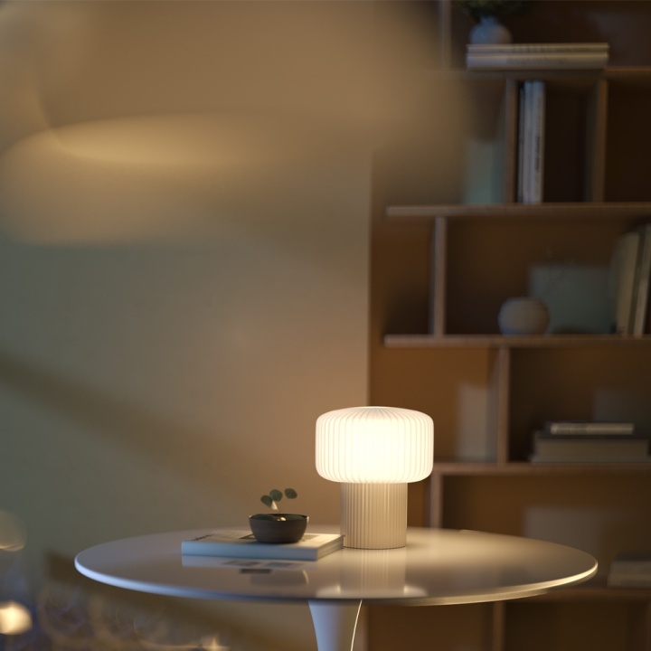 Lampă de masă Omaggio Ø 16 cm G9 - Beige - Img 6