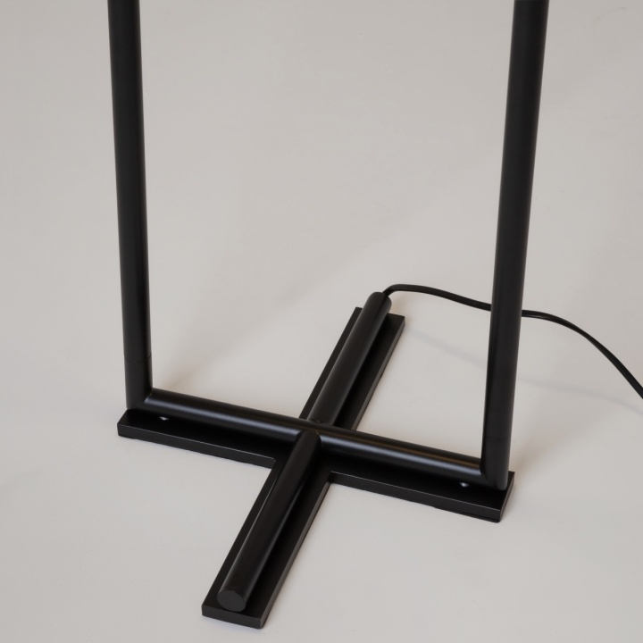 Lampadar The Sixth Sense H 150 cm 3000K - Negru - Img 5