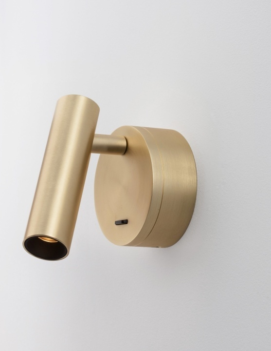 Aplica perete pentru pat Clip Satin Brass 8 x 3,4 x 11 cm - Img 3