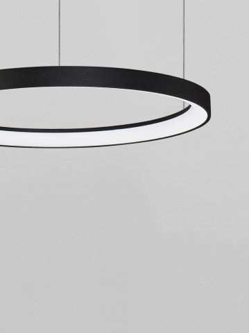 Corp de iluminat suspendat Pertino Negru Ø50 x H 150 cm