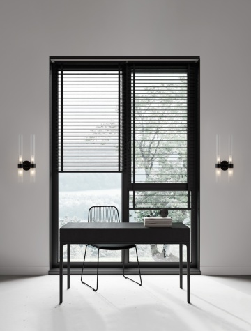 Aplica perete decorativa Century Negru / Transparent 17,5 x 15 x 46,5 cm