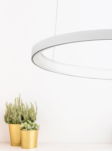 Corp de iluminat suspendat Pertino Alb Ø80 x H 150 cm