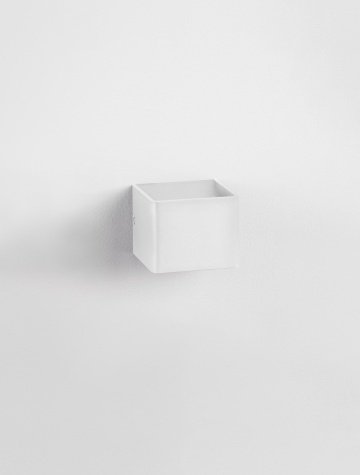 Aplica perete decorativa Epic Alb 9,8 x 10 x 8 cm