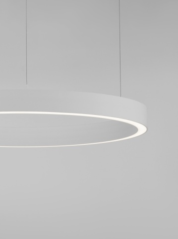 Corp de iluminat suspendat Sting Alb Ø80 x H 200 cm