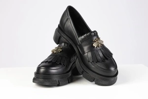 Queen Bee Loafers - Img 6