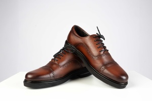 Pantofarul Maro Distins - Img 3