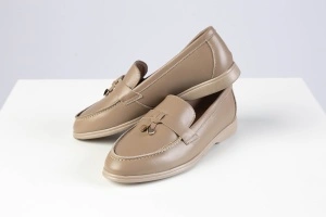 Mocasini Damă – Bej din Piele Naturală cu Detaliu Heart-Gold - Img 4