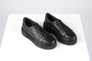 Urban Stealth Platform Sneakers - Img 5