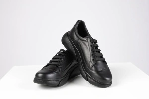 Urban Flow Black Sneakers
