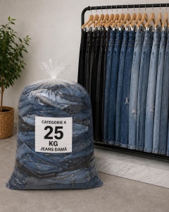 Jeans Dama Categoria A 25 KG