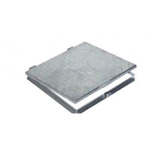 Capac cu cadru zincat pentru cisterna 700x700