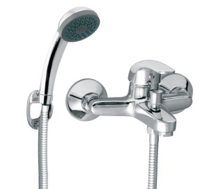 BATERIE PERETE CADA/DUS VASTO CROM CU ACCESORII BVA11