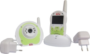 Interfon video camera copil; unitate receptie cu baterii reincarcabile si baza incarcare, pornire la vocea copilului cu reglaj sensibilitate microfon, alerta vizuala la intrerupere semnal, functioneaza la priza sau cu baterii, raza functionare 100m (in ae