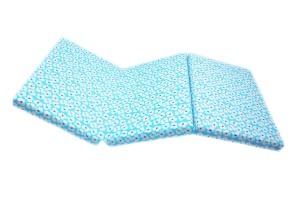 Saltea pliabila multifunctionala, cu geanta transport si husa detasabila, 120x60x5 cm, PPSPBG01 flori albe/fond bleu, Primii Pasi
