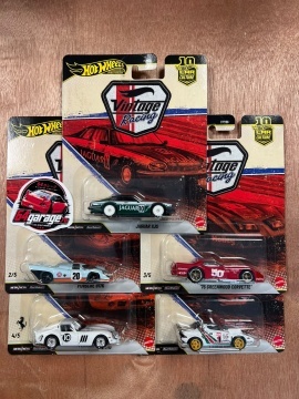 Hot Wheels Vintage Racing set