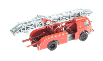 1/72 renault galion t2, fire engine - Img 3