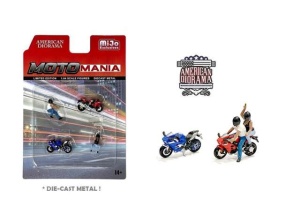 American Diorama 1/64 moto mania figure set including 2 1/64 bikes
