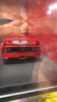 1/64 1987 ferrari f40, red - Img 5