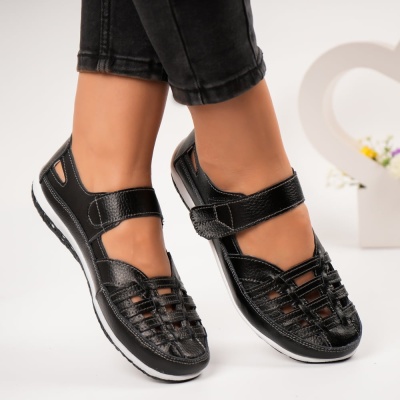 Sandale dama piele naturala perforate cu arici – LUNA Black