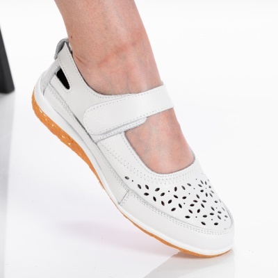 Pantofi dama piele naturala cu bareta - ALINA White