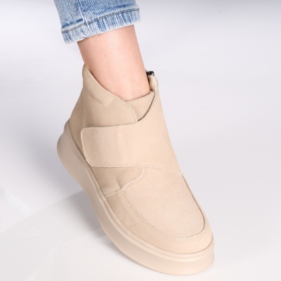 Ghete dama piele naturala intoarsa imblanite – MARIBEL Beige