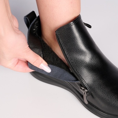 Ghete dama piele naturala imblanite comode – KASANDRA Black - Img 3