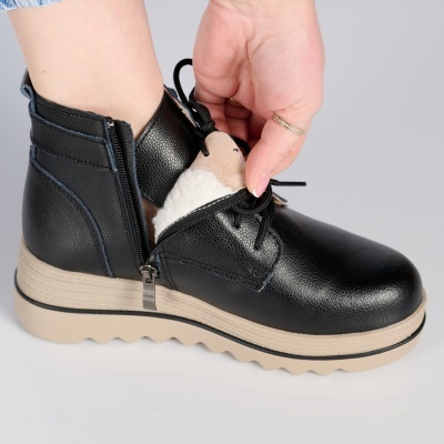 Ghete dama piele naturala imblanite talpa striata – NANCY Black - Img 4
