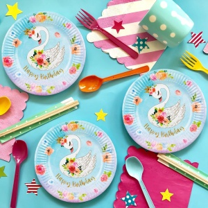 Set 6 Farfurii Petrecere Cu Lebede Si Flori 18 cm - Img 1