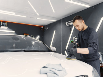Greșelile mici care reduc eficiența unui polish auto