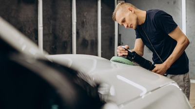 Greșeli frecvente atunci când faci polish auto acasă și cum să le eviți