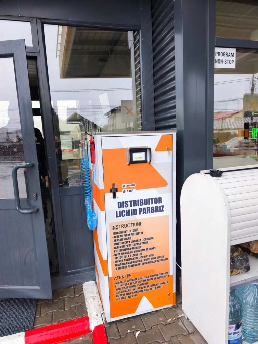 Distribuitor lichid parbriz