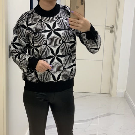 Pulover flori negru