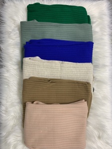 Pantaloni tricot evazați - Img 4