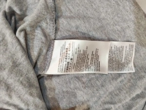 Tricou Levi’s Batwing Logo Gri – Mărime M - Img 4