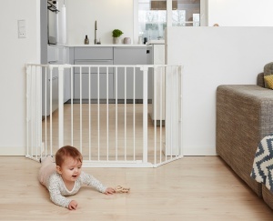 BabyDan Flex M sigurnosna ogradica 90–146 cm bela, zidna montaža - Img 2