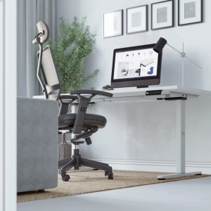 Električni podesivi sto sastavljen od rama Mark Adler Xeno 4.5 White u modernoj radnoj sobi