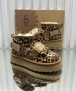 Ugg
