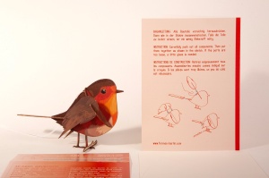 Felicitare 3D Decorativă din Lemn - Măcăleandrul (Robin) - Img 3