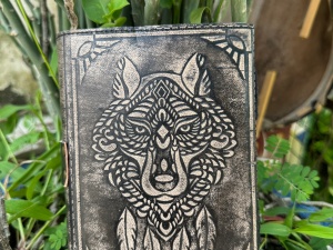Jurnal Vintage din Piele Grimoire – Model „Wolf Totem” - Img 3