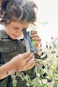 Microscop Portabil pentru Copii HABA Terra Kids