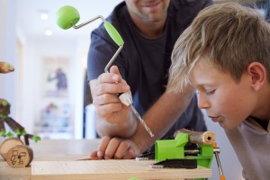 Burghiu Manual Terra Kids Utilizare