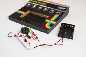 EIGHT Innovation Calendar Advent 24 Jocuri Electronice DIY, Proiect STEM Zilnic (Fără Lipire) - Img 3
