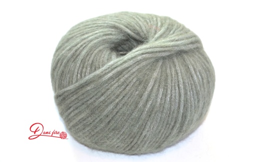 Cod (240) Soft alpaca, merino si poliamida, fir de lucrat cu ace de 4-5 mm, cantitate 510 grame, pret 10.8 lei / 100 grame