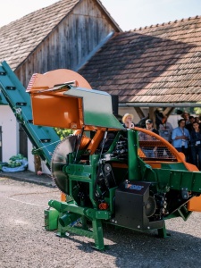 Linie de taiere-despicare SpaltFix S-376 - actionare prin motor electric trifazat 22 kW - Img 5